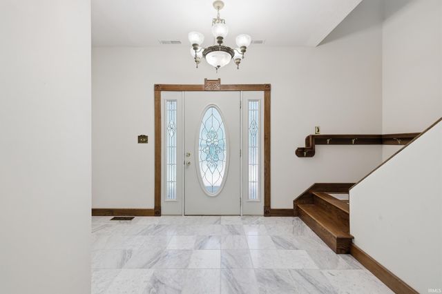 10804 E State Road 58, Bloomfield, IN 47424