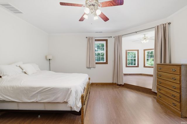 10804 E State Road 58, Bloomfield, IN 47424