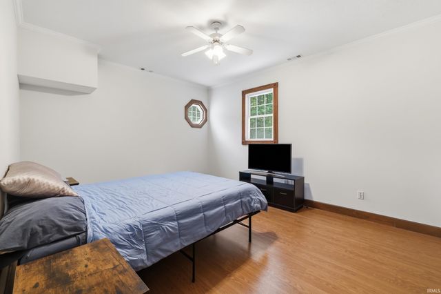 10804 E State Road 58, Bloomfield, IN 47424