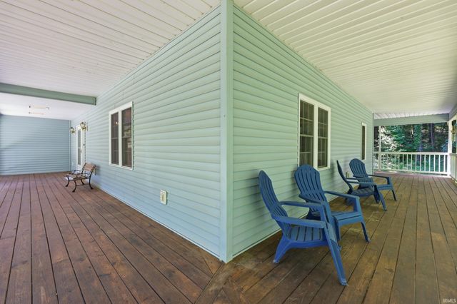 10804 E State Road 58, Bloomfield, IN 47424