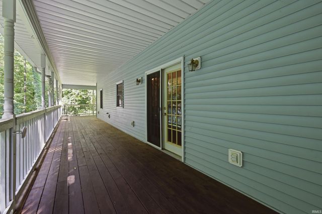10804 E State Road 58, Bloomfield, IN 47424