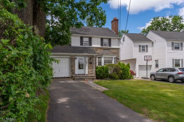 60 Summit Rd, Elizabeth City, NJ 07208