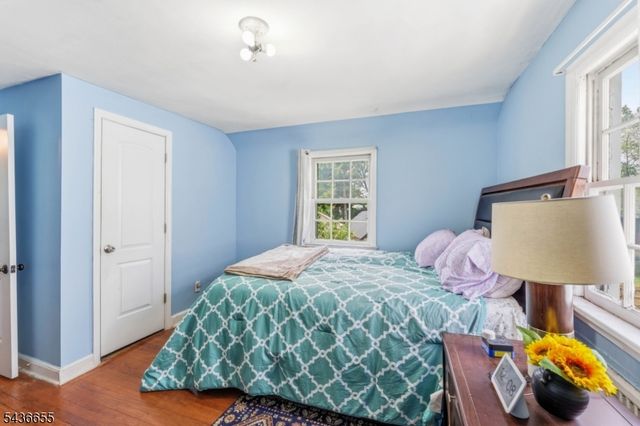 60 Summit Rd, Elizabeth City, NJ 07208