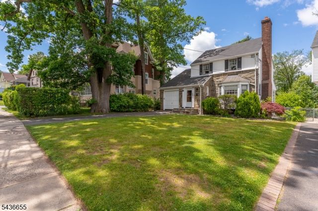 60 Summit Rd, Elizabeth City, NJ 07208
