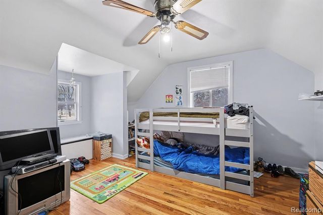 6272 W Court Street, Flint, MI 48532