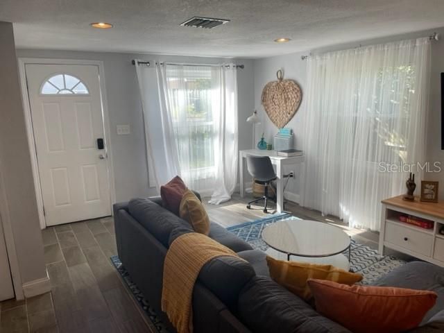 2765 61ST AVENUE N, St Petersburg, FL 33714