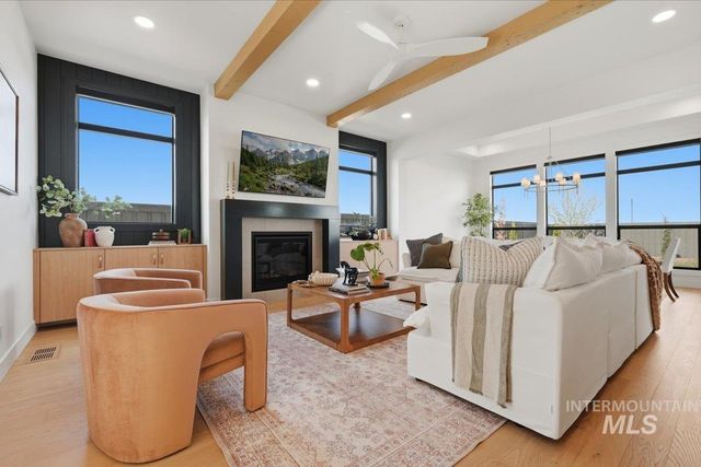 5937 S Highmark Ave, Meridian, ID 83642