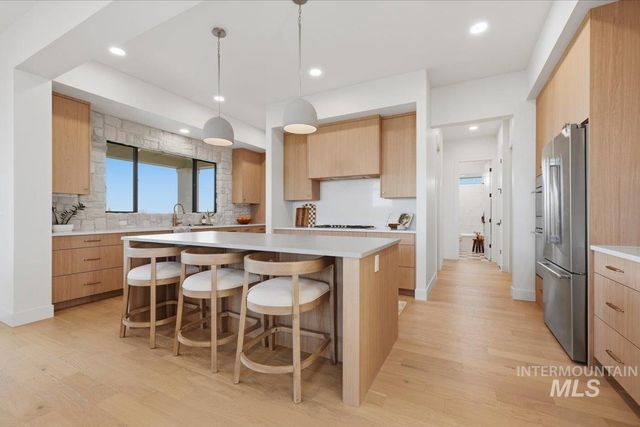 5937 S Highmark Ave, Meridian, ID 83642