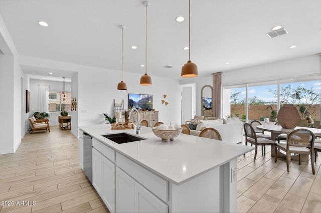 9965 S DUTCHMAN Drive, Apache Junction, AZ 85120