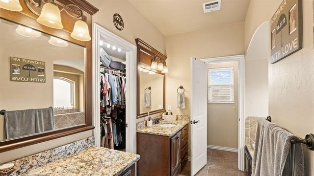 11740 SW 18th Street, Yukon, OK 73099