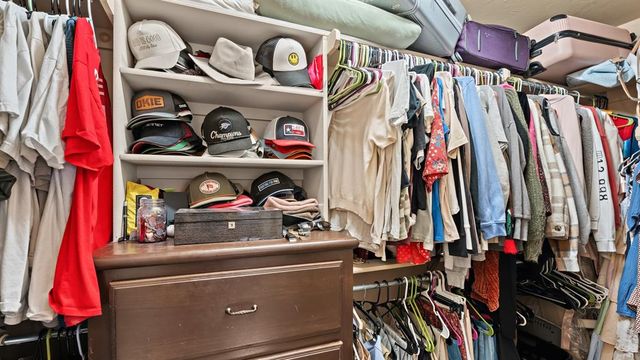 11740 SW 18th Street, Yukon, OK 73099