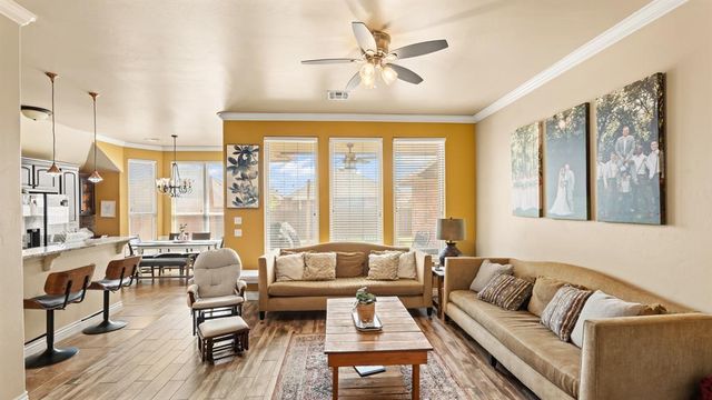 11740 SW 18th Street, Yukon, OK 73099