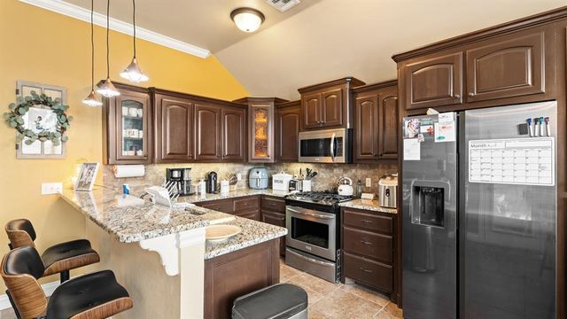 11740 SW 18th Street, Yukon, OK 73099