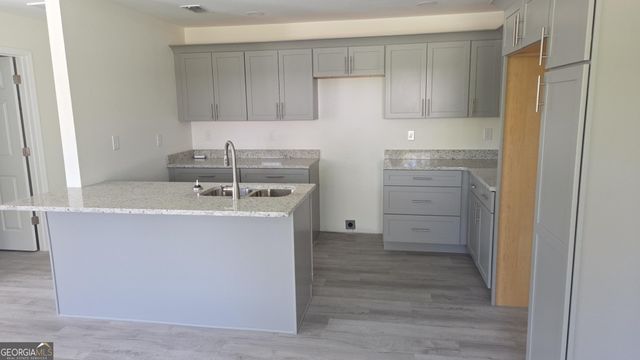 100 5th Avenue, Thomasville, GA 31792