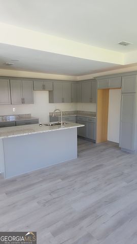 100 5th Avenue, Thomasville, GA 31792