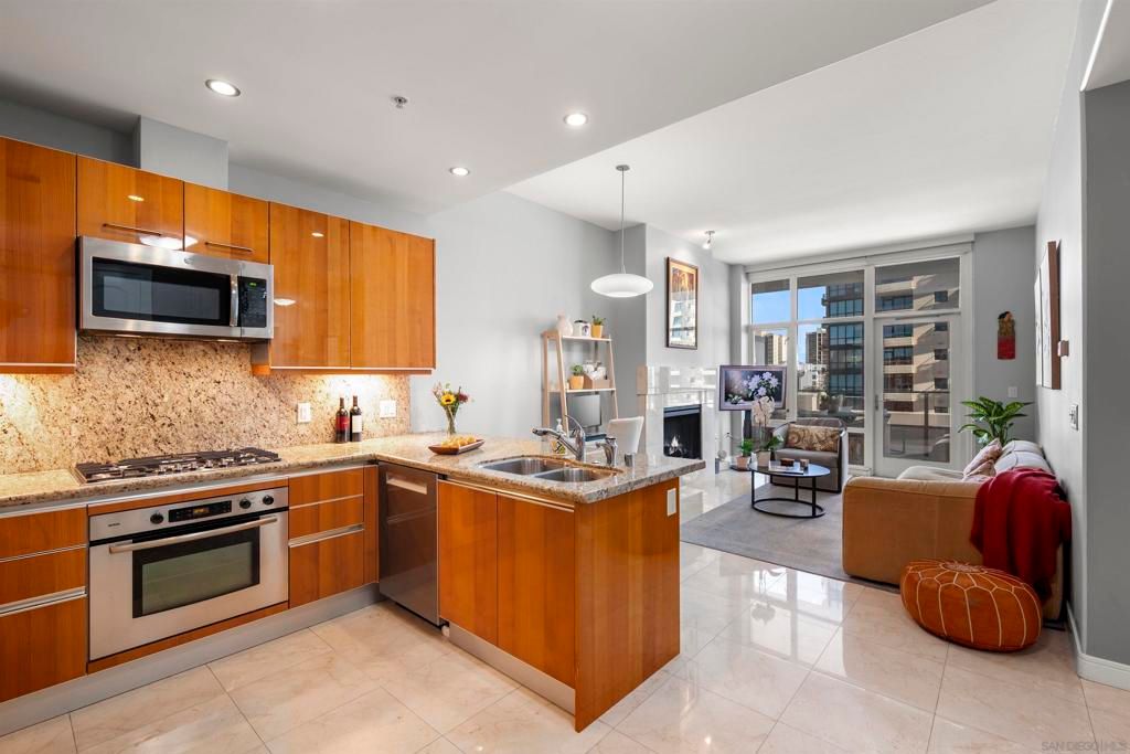 550 Front St 302, San Diego, CA 92101 — exterior
