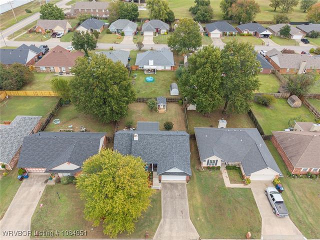 7713 S 24th Street, Fort Smith, AR 72908