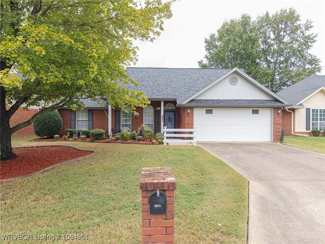7713 S 24th Street, Fort Smith, AR 72908