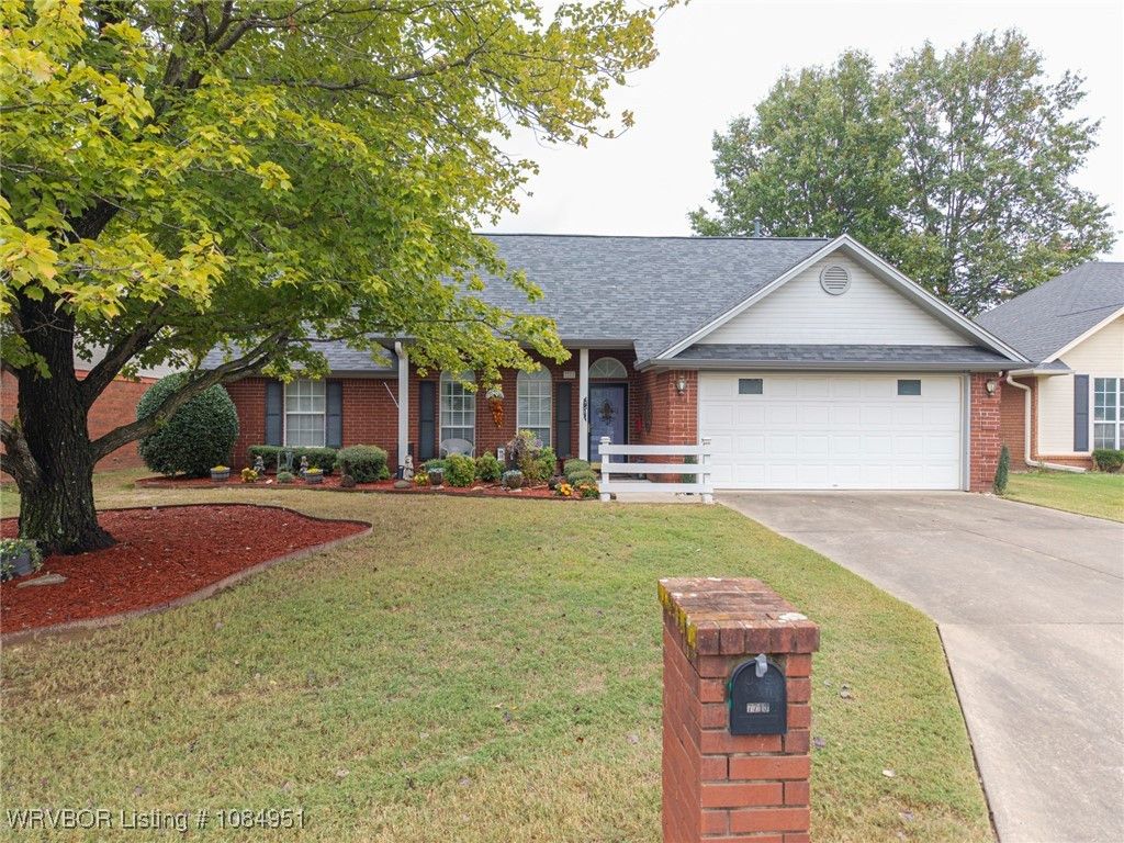 7713 S 24th Street, Fort Smith, AR 72908