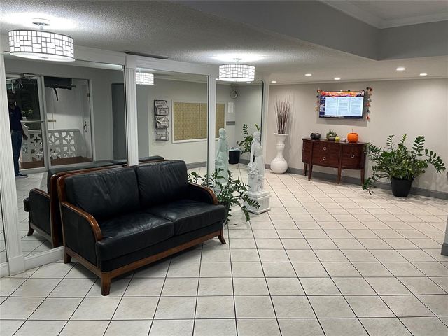 4751 NW 21st Street 500, Lauderhill, FL 33313