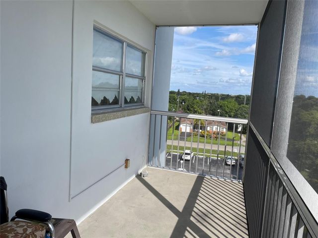 4751 NW 21st Street 500, Lauderhill, FL 33313