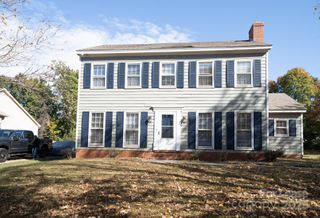 2219 Heather Glen Lane, Charlotte, NC 28208
