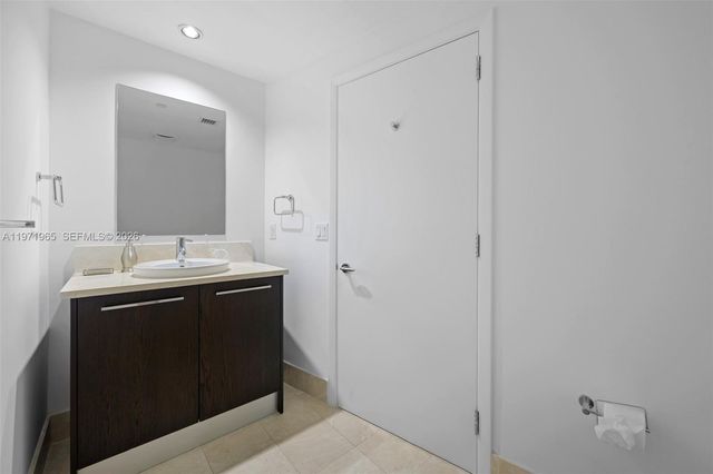 17121 Collins Avenue 1508, Sunny Isles Beach, FL 33160