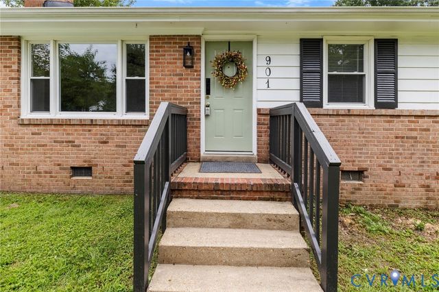901 Kingsway Rd, Richmond, VA 23225