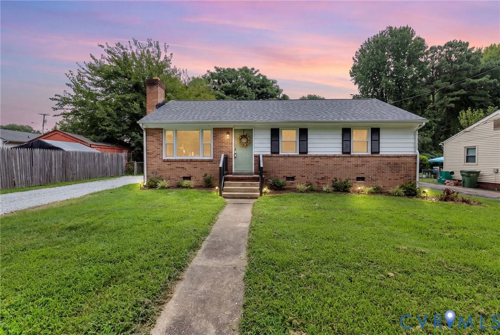 901 Kingsway Rd, Richmond, VA 23225