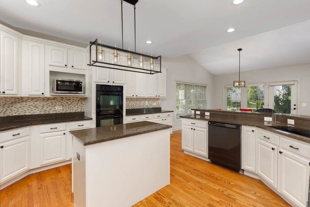 26208 W Milestone Drive, Plainfield, IL 60585