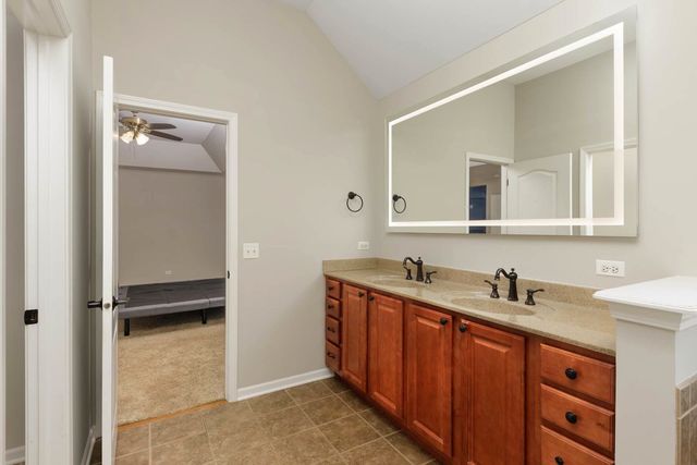 26208 W Milestone Drive, Plainfield, IL 60585
