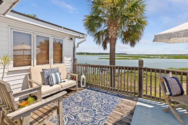 1543 Terns Nest Road, Charleston, SC 29412