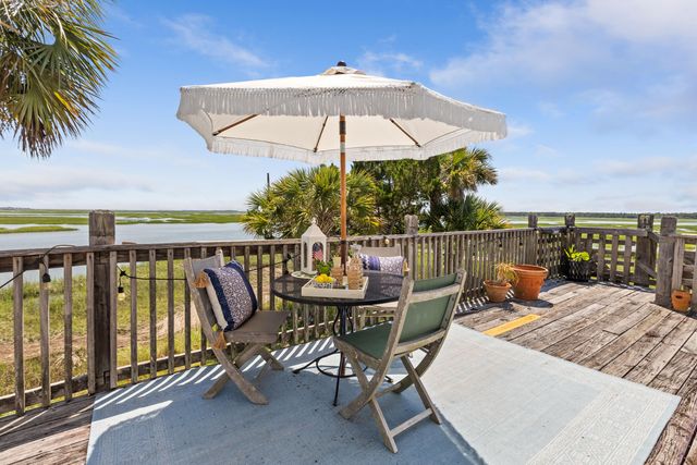 1543 Terns Nest Road, Charleston, SC 29412