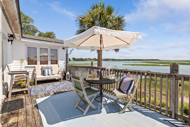 1543 Terns Nest Road, Charleston, SC 29412
