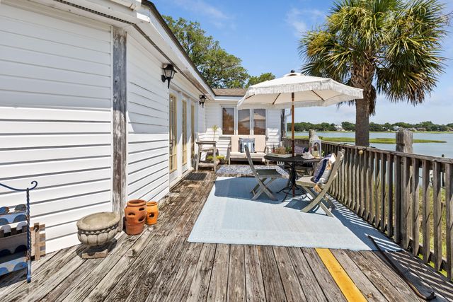 1543 Terns Nest Road, Charleston, SC 29412