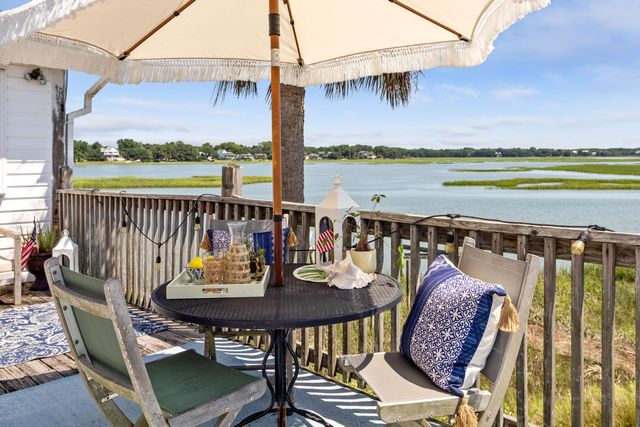 1543 Terns Nest Road, Charleston, SC 29412