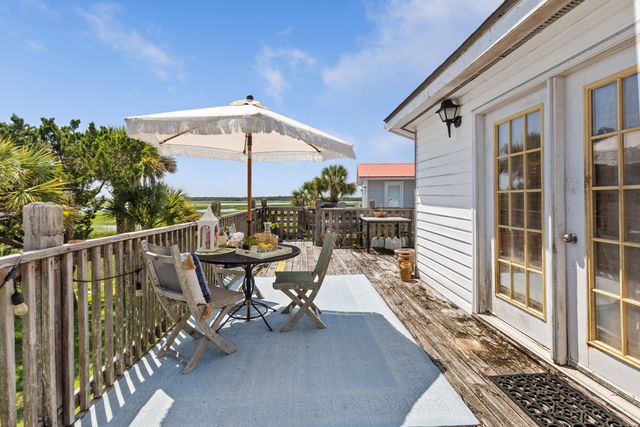 1543 Terns Nest Road, Charleston, SC 29412