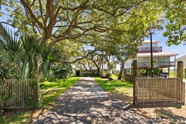 1543 Terns Nest Road, Charleston, SC 29412