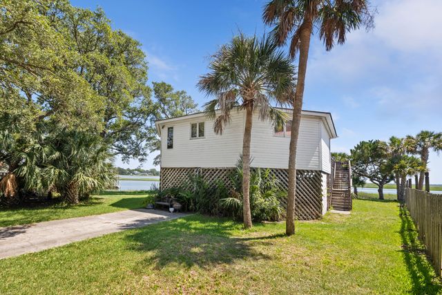 1543 Terns Nest Road, Charleston, SC 29412
