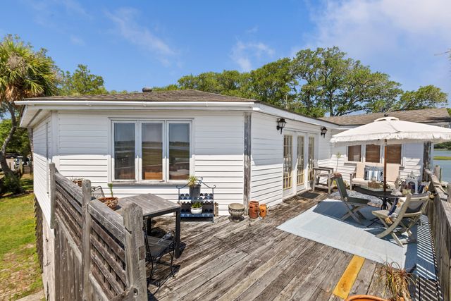 1543 Terns Nest Road, Charleston, SC 29412