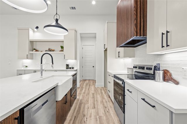 3312 Latimer Street, Dallas, TX 75215