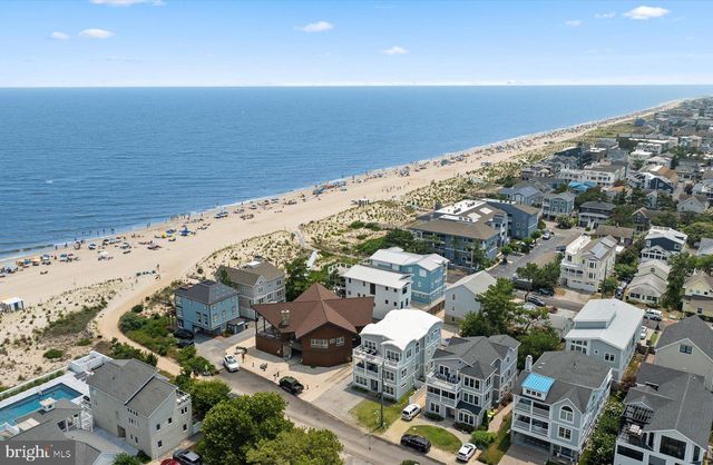 10 CHICAGO ST, Rehoboth Beach, DE 19971