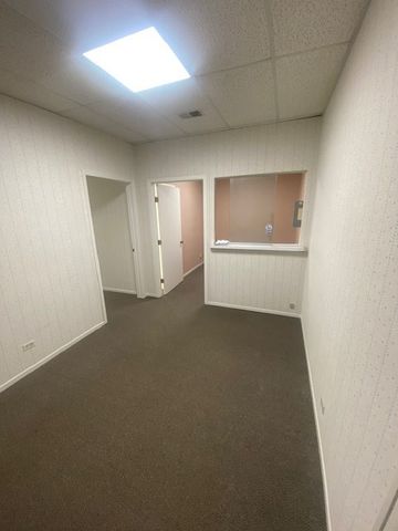 7350 W COLLEGE Drive 205, Palos Heights, IL 60463