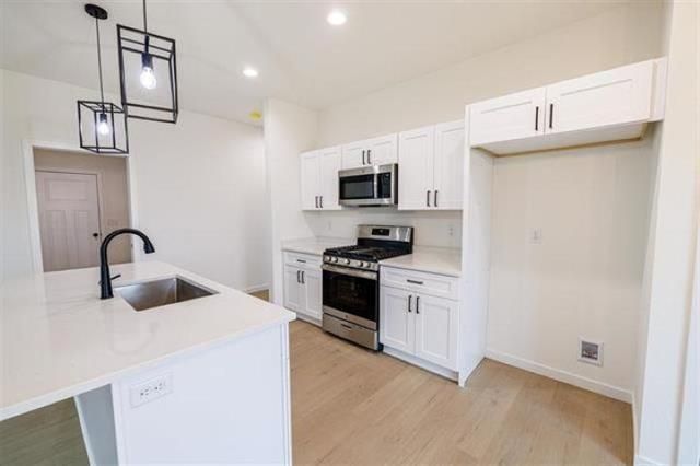 14212 Prairie Commons Lane, South Beloit, IL 61080