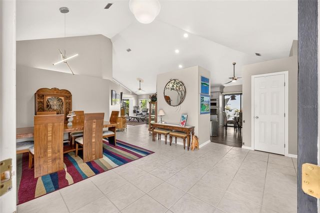 1912 SE TWIN BRIDGE CIRCLE, Ocala, FL 34471