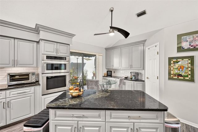 1912 SE TWIN BRIDGE CIRCLE, Ocala, FL 34471