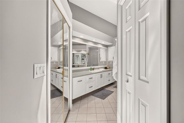 1912 SE TWIN BRIDGE CIRCLE, Ocala, FL 34471