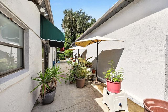 1912 SE TWIN BRIDGE CIRCLE, Ocala, FL 34471