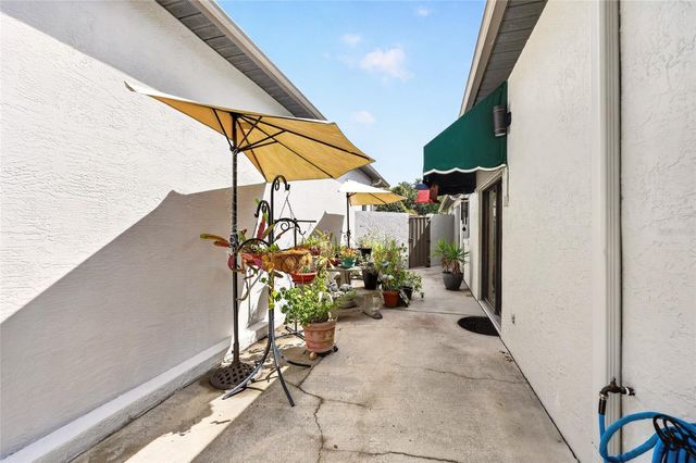 1912 SE TWIN BRIDGE CIRCLE, Ocala, FL 34471