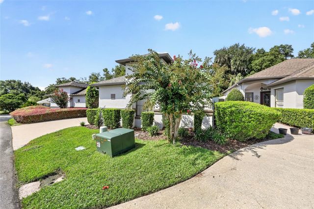 1912 SE TWIN BRIDGE CIRCLE, Ocala, FL 34471